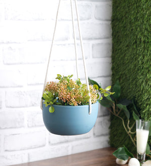 Ceramic hanging pots